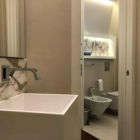 Luxurious Modern With Refreshing Pool Villa Forte dei Marmi