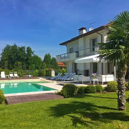 Villa Luxurious Modern With Refreshing Pool Forte dei Marmi